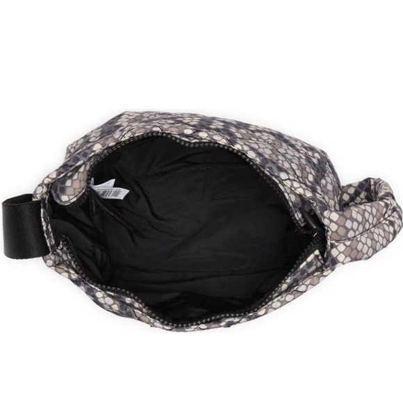 Marc Jacobs nylon crossbody - Picture 4 of 8